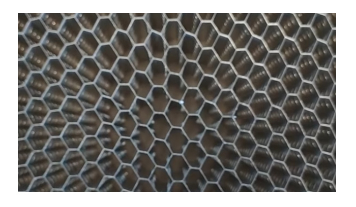 ' Video "Macro perforated honeycomb" '
