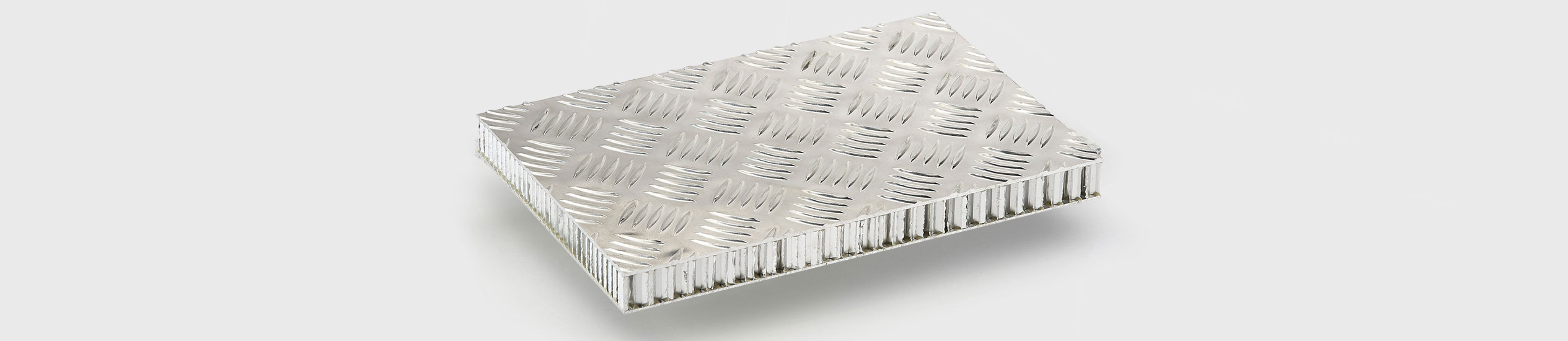 COMPOCEL® FLOOR ALU-RIS, ALU-MAN is a sandwich panel bonded with aluminium material and with a core in aluminium honeycomb